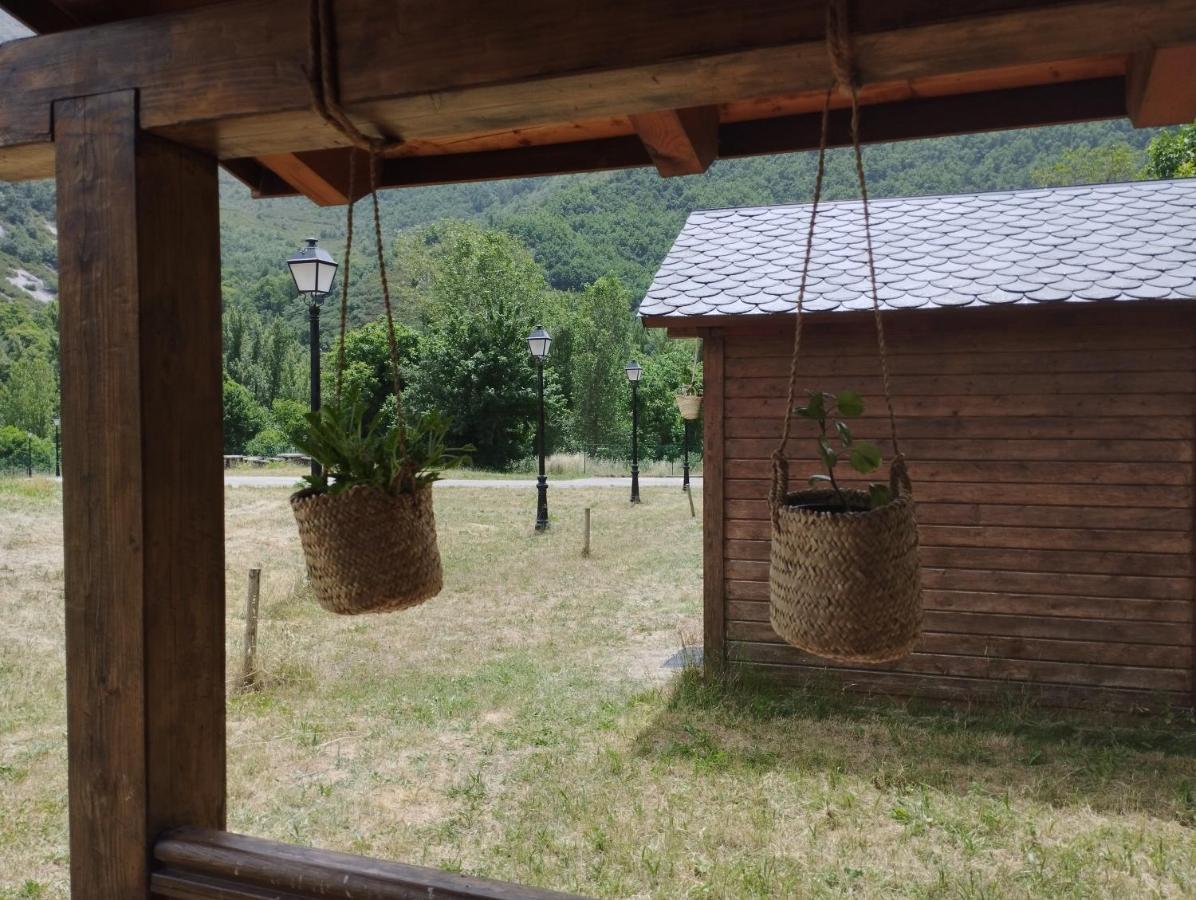 Camping La Zarapica - Palacios Del Sil Екстериор снимка